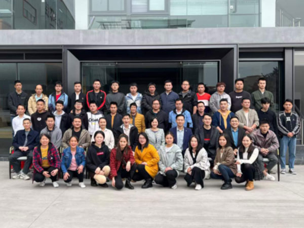 點贊不銹鋼員工團(tuán)建